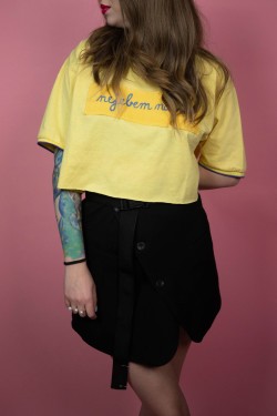 Žlté crop tričko "Nejebem na to" - UNI