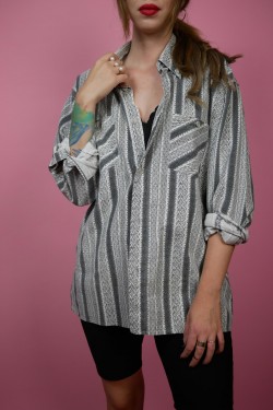 Sivá pásikavá vintage košeľa - S/M